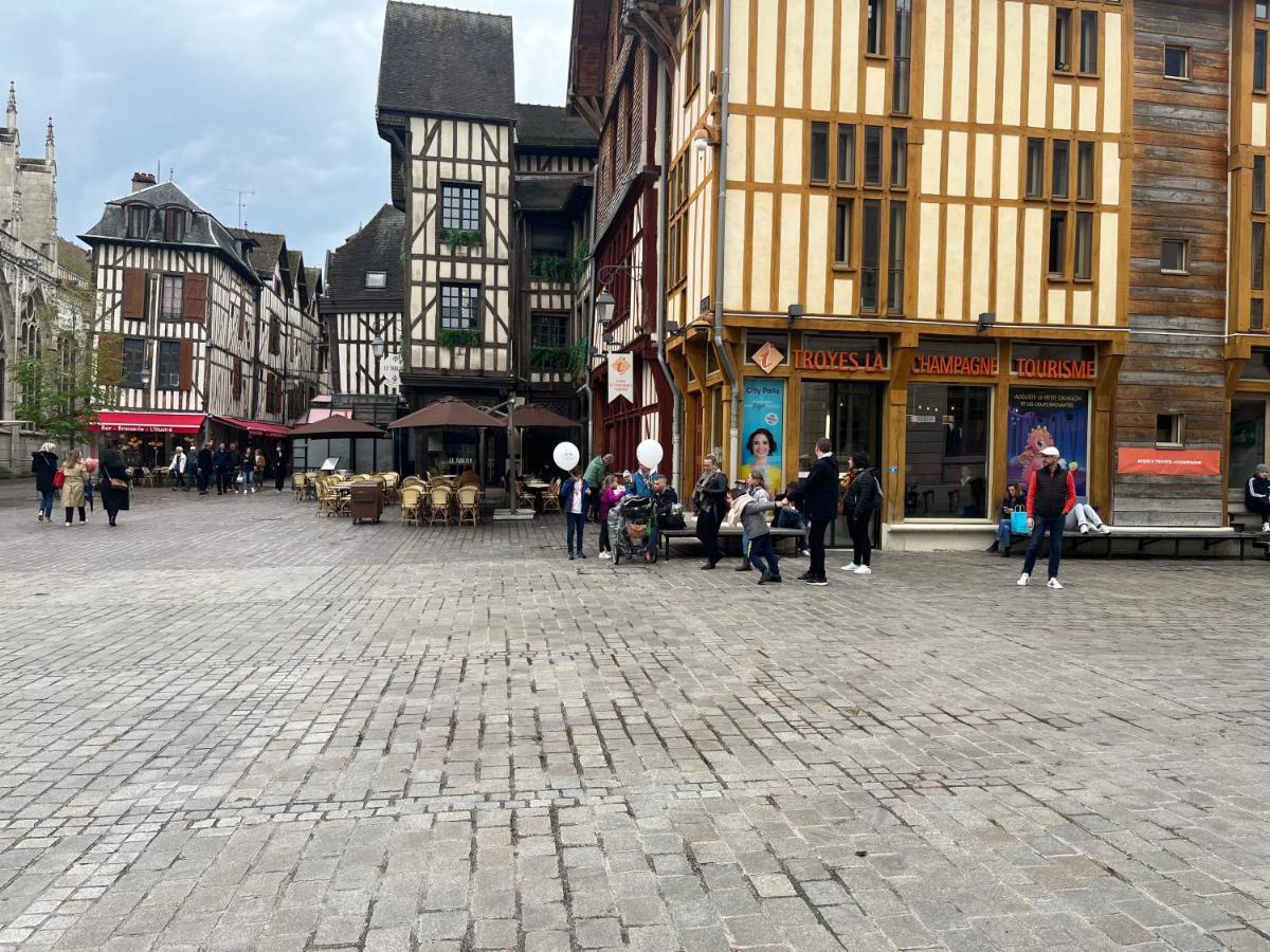 Coeur De Bouchon Lejlighed Troyes Eksteriør billede
